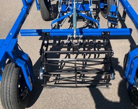 D2 Anbau – Zinken-Kultivator